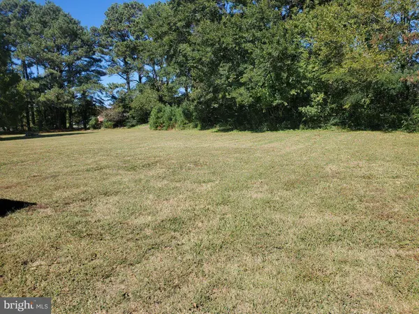 7051 BELL LN, Machipongo, VA 23405