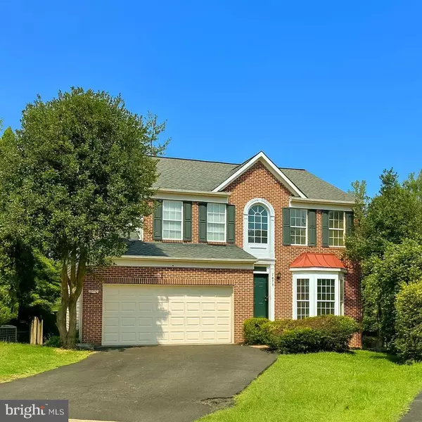 7873 CRANFORD FARM CIR, Lorton, VA 22079