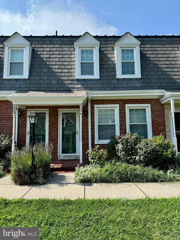 3337 S WAKEFIELD ST #B, Arlington, VA 22206