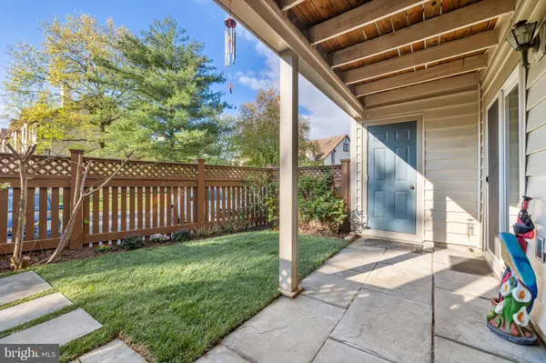 6206-A REDINS DR, Alexandria, VA 22310