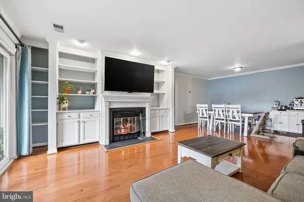 6206-A REDINS DR, Alexandria, VA 22310