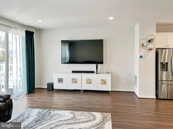 9138 WYCHE KNOLL LN, Manassas, VA 20110