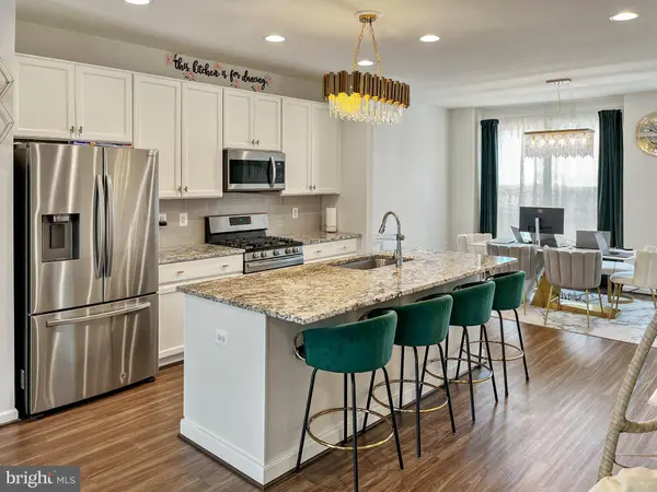 9138 WYCHE KNOLL LN, Manassas, VA 20110