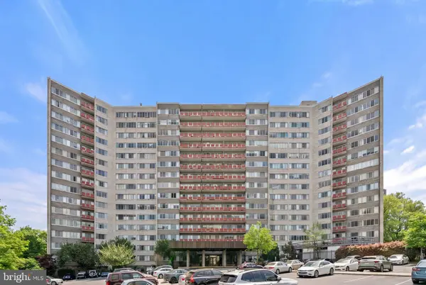 5340 HOLMES RUN PKWY #704, Alexandria, VA 22304
