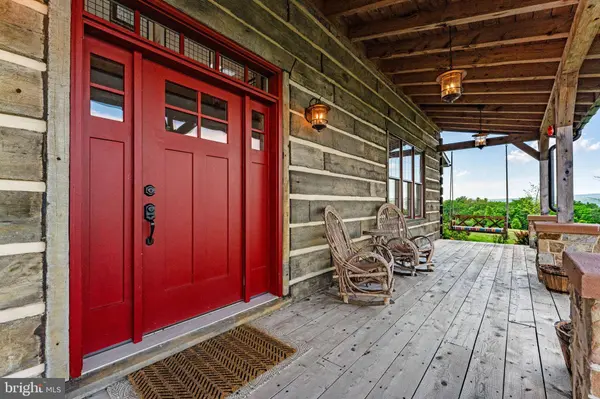 820 SHADYSIDE RD, Elk Garden, WV 26717