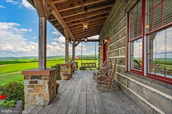 820 SHADYSIDE RD, Elk Garden, WV 26717