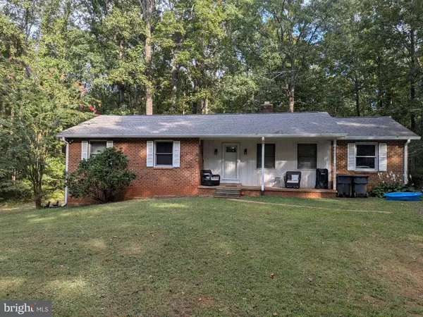 9511 ROGUES RD, Midland, VA 22728