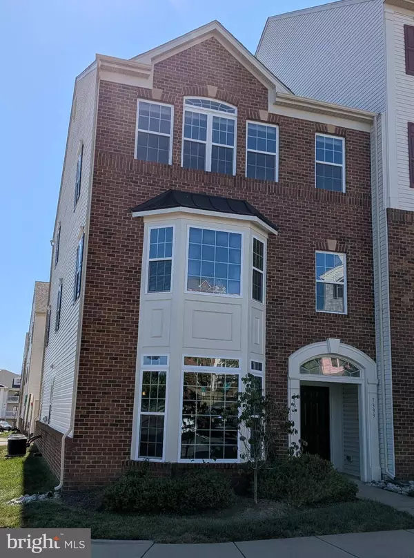 7399 BRUNSON CIR, Gainesville, VA 20155