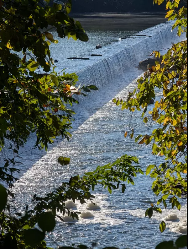 The Connection Behind Meigs Pl NE & the Washington Aqueduct Dam