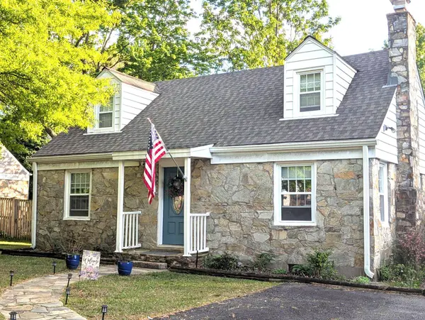 2505 POPKINS LN, Alexandria, VA 22306