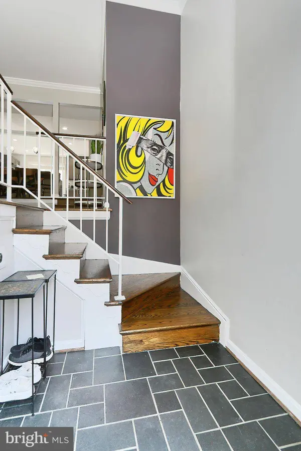 3822 BRIGHTON CT, Alexandria, VA 22305