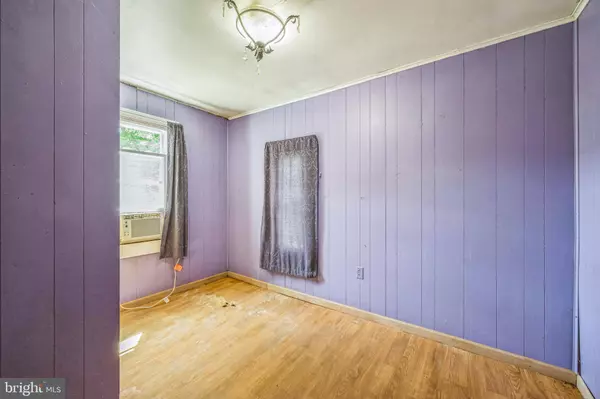 210 BEAVER RD, Harrisburg, PA 17112