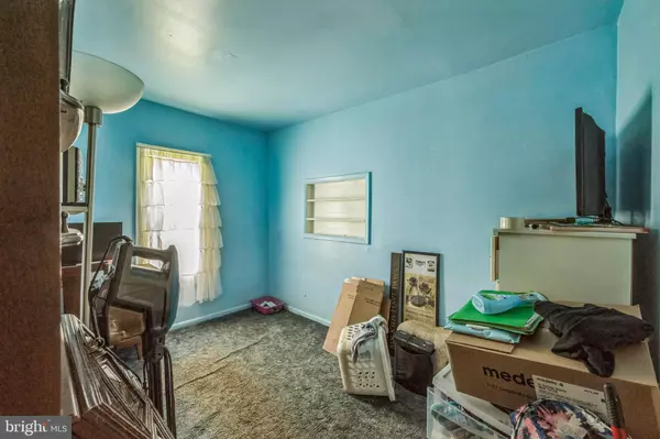 210 BEAVER RD, Harrisburg, PA 17112