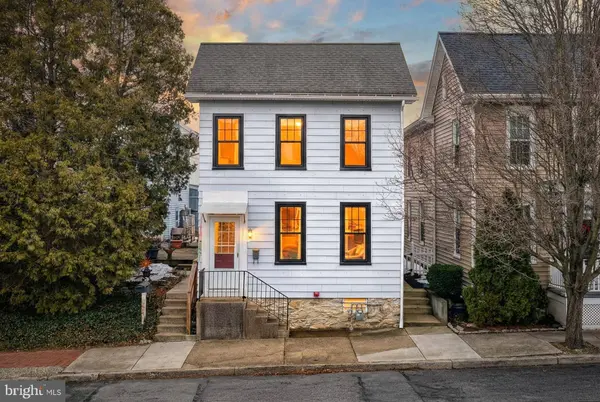 417 S HIGH ST, Mechanicsburg, PA 17055