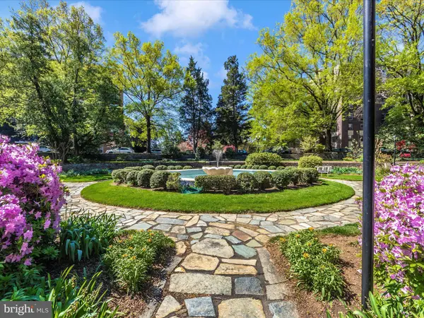 4000 CATHEDRAL AVE NW #706B, Washington, DC 20016