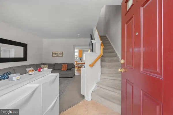 44481 WATERTOWN TER, Ashburn, VA 20147