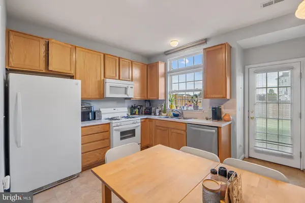 44481 WATERTOWN TER, Ashburn, VA 20147