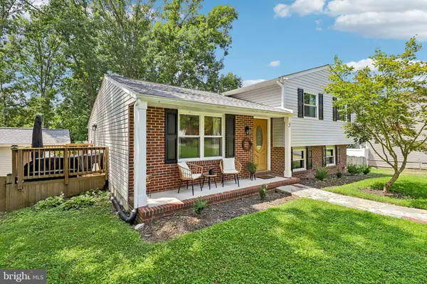 5 CREEKWOOD LN, Fredericksburg, VA 22405