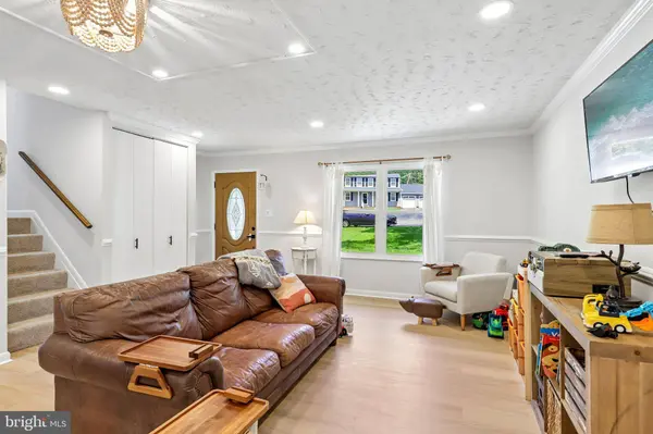 5 CREEKWOOD LN, Fredericksburg, VA 22405