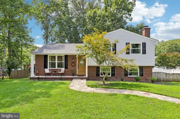 5 CREEKWOOD LN, Fredericksburg, VA 22405