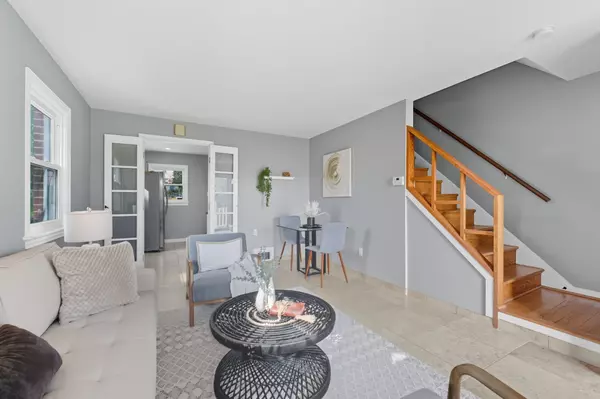Alexandria, VA 22307-1525,6942 University Dr