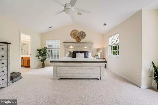 6009 WAKE CREST CT, Haymarket, VA 20169