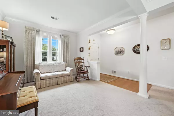 17452 FOUR SEASONS DR, Dumfries, VA 22025