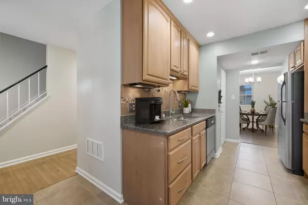 6314 DRACO ST, Burke, VA 22015