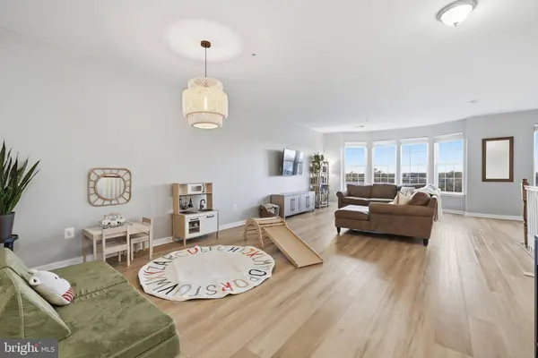 9455 STONEWALL RD, Manassas, VA 20110