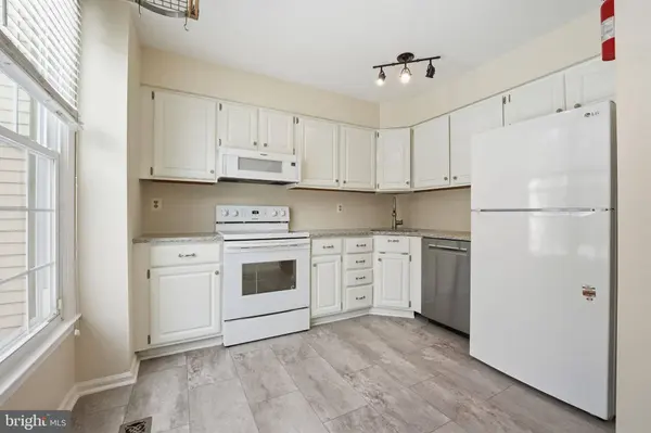 10326 POND SPICE TER, Burke, VA 22015