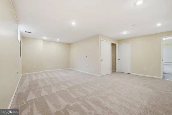 10326 POND SPICE TER, Burke, VA 22015