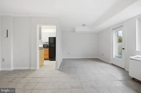 3601 5TH ST S #107, Arlington, VA 22204