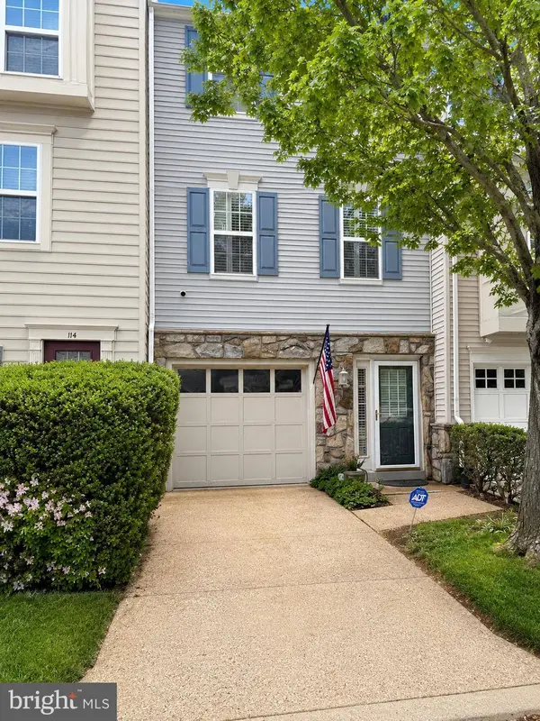 112 CAHILL, Alexandria, VA 22304