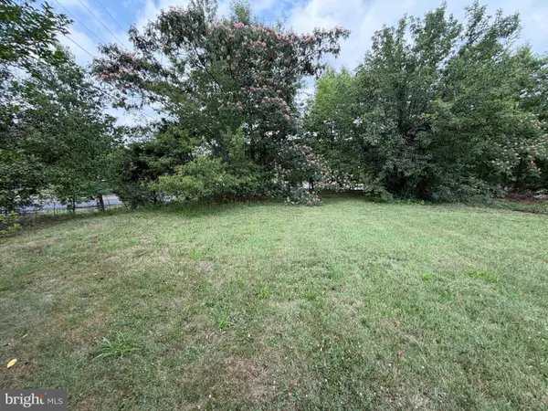 9203 OX RD, Lorton, VA 22079