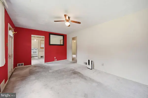 7806 TRAMMELL RD, Annandale, VA 22003