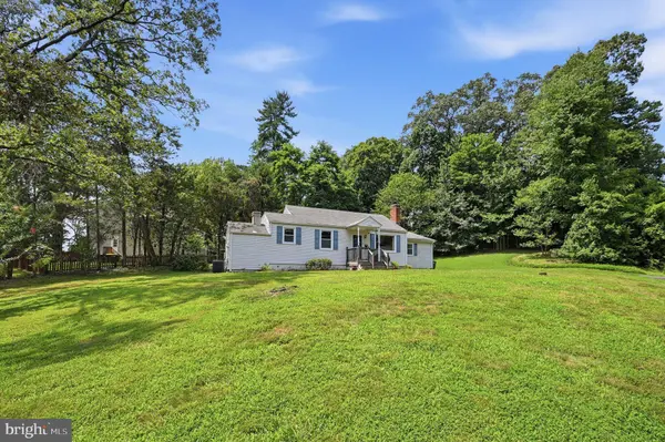 7806 TRAMMELL RD, Annandale, VA 22003