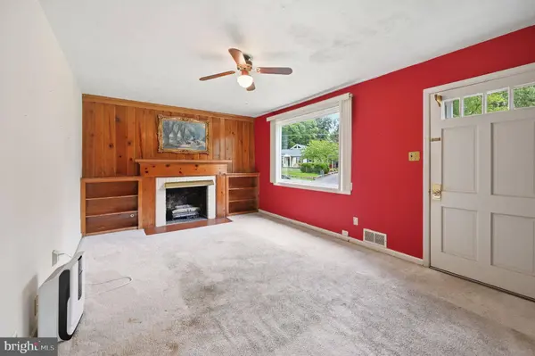 7806 TRAMMELL RD, Annandale, VA 22003