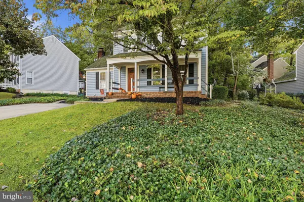 11979 FARRABOW LN, Woodbridge, VA 22192