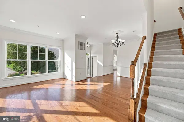 86 WASHINGTON ST, Occoquan, VA 22125