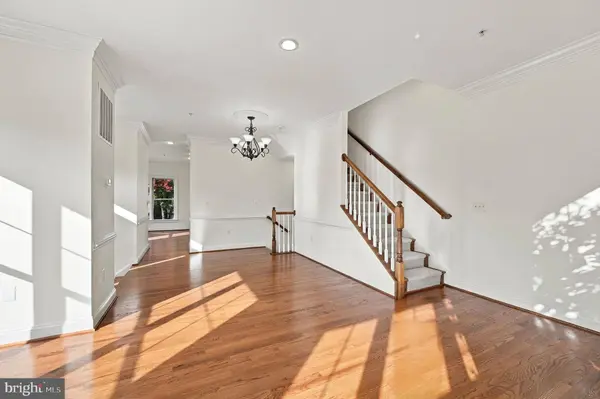 86 WASHINGTON ST, Occoquan, VA 22125
