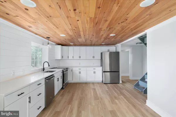 1666 APPLE PIE RIDGE RD., Winchester, VA 22603