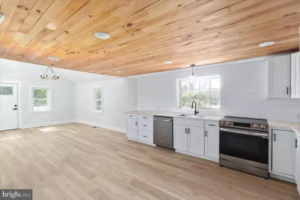 1666 APPLE PIE RIDGE RD., Winchester, VA 22603