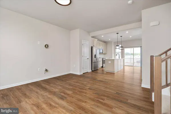 210 MONTEITH DR, Winchester, VA 22601