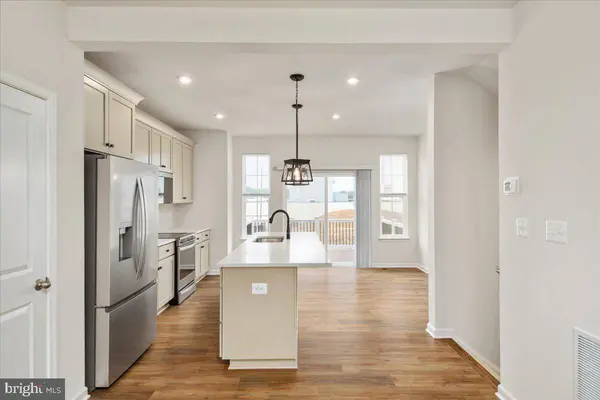 210 MONTEITH DR, Winchester, VA 22601