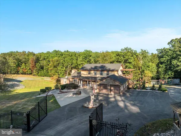 562 LOGGER DR, Gore, VA 22637
