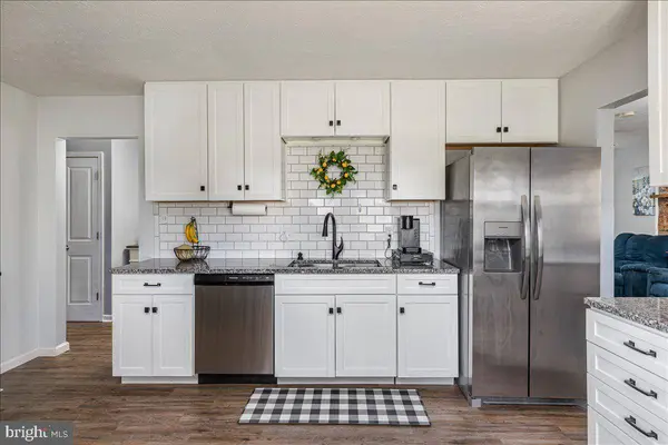 7756 CAROLYN AVE, Middletown, VA 22645