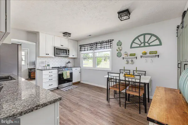 7756 CAROLYN AVE, Middletown, VA 22645