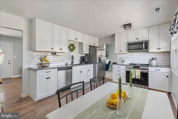7756 CAROLYN AVE, Middletown, VA 22645