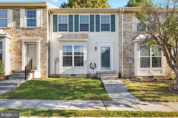 303 SUTTON CT