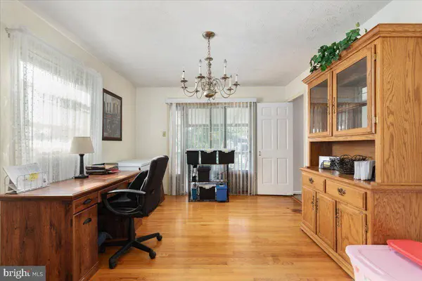 122 AMELIA AVE, Stephens City, VA 22655